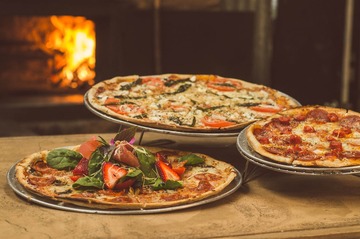 L'histoire de la pizza : Un voyage savoureux à travers l'Italie